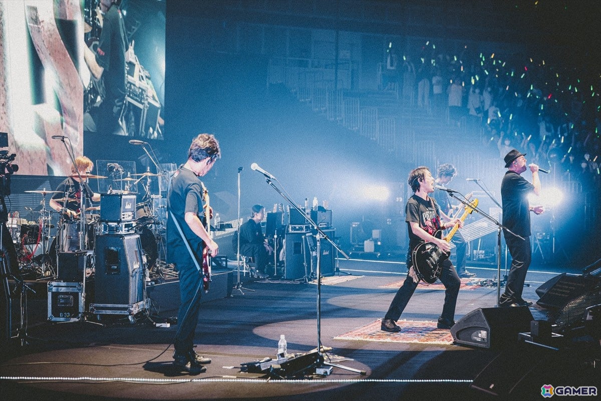 横アリに光の戦士が集結！結成10年を迎えた「THE PRIMALS Live in Japan - Darkest Before Dawn」9月22日公演をレポートの画像47