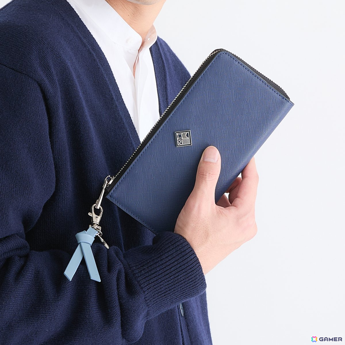 SuperGroupiesの「学マス」コラボアイテム第二弾として初星学園モデルの腕時計、長財布が登場!の画像