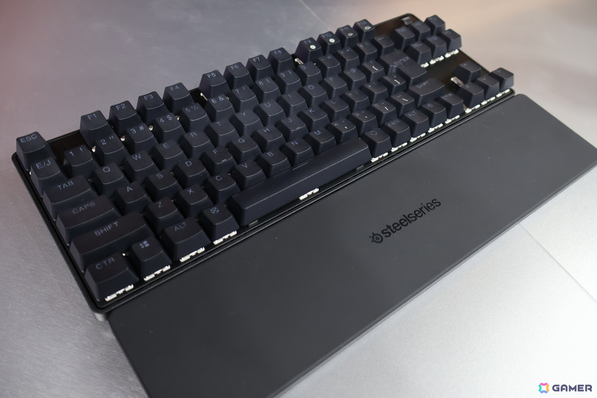 完全ワイヤレスイヤホン「Arctis GameBuds」がお披露目されたSteelSeries発表会レポート――伊織もえさんら公式アンバサダー＆ブランドサポーターも登壇【TGS2024】の画像11