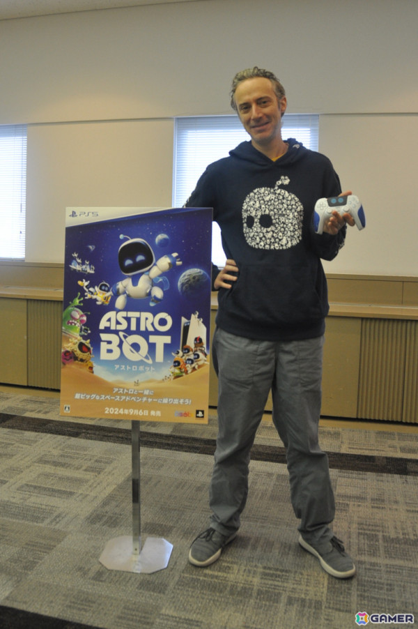 「アストロボット」Team ASOBI代表二コラ・ドゥセ氏インタビュー：“あの場面”でセガの“あのゲーム”のBGMが使われた理由を聞いてみた！【TGS2024】の画像1