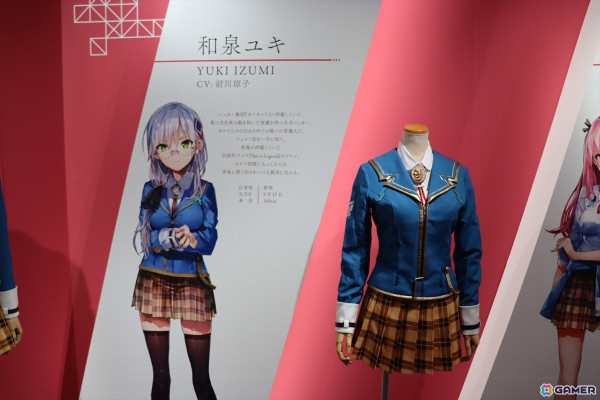 ヘブバンの世界を追体験！等身大フィギュアや未公開資料も満載の「ヘブンバーンズレッド展」東京会場をフォトレポートの画像7