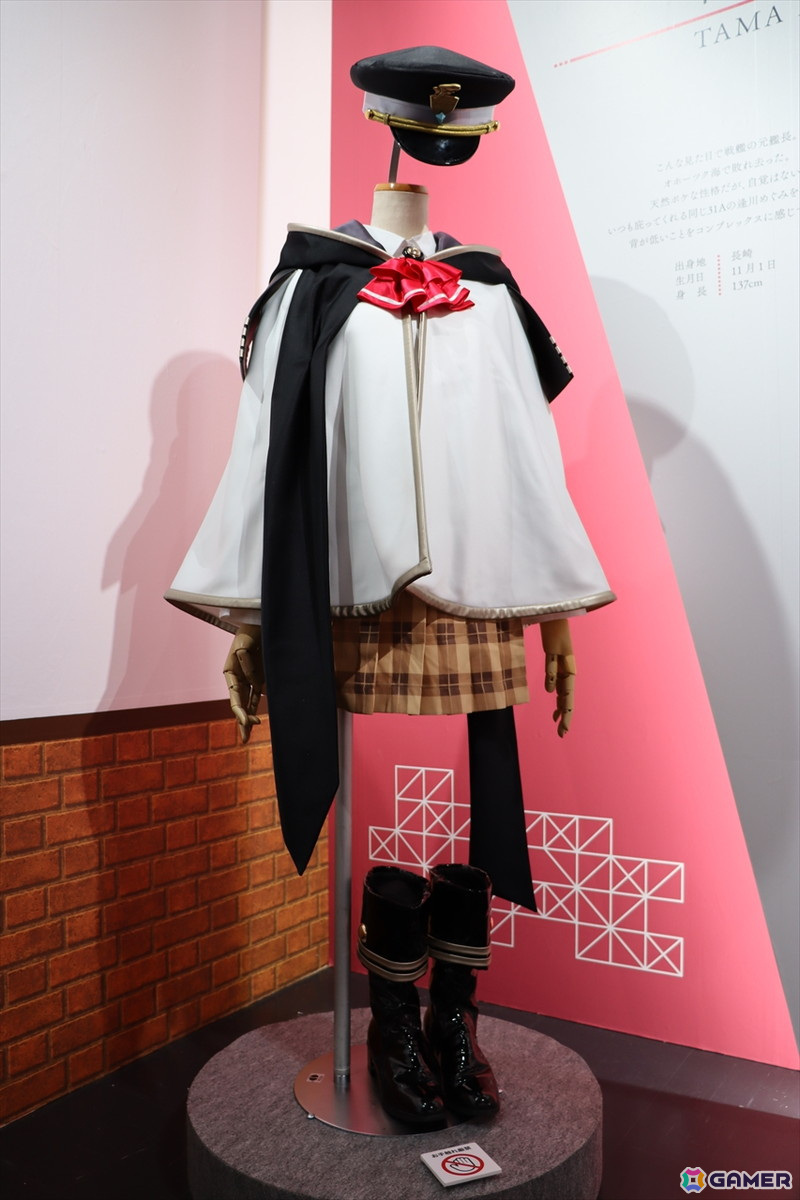 ヘブバンの世界を追体験!等身大フィギュアや未公開資料も満載の「ヘブンバーンズレッド展」東京会場をフォトレポートの画像