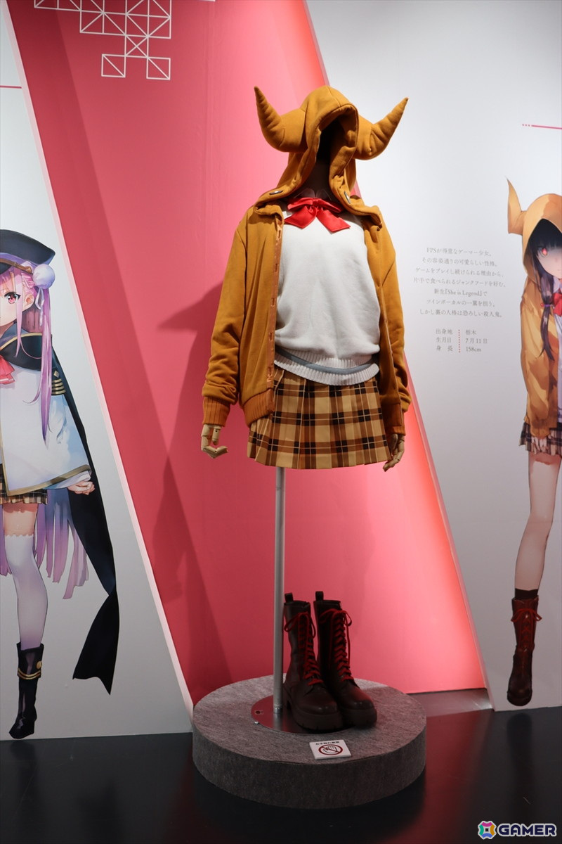 ヘブバンの世界を追体験!等身大フィギュアや未公開資料も満載の「ヘブンバーンズレッド展」東京会場をフォトレポートの画像
