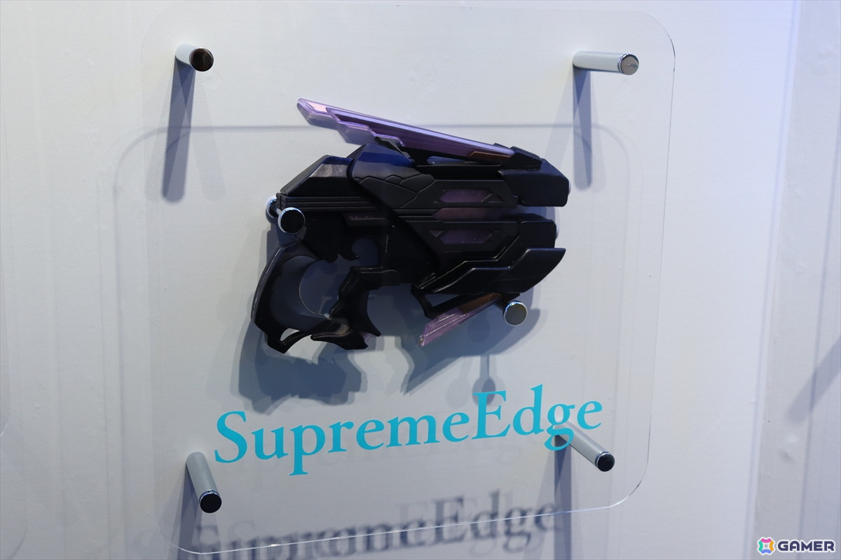 ヘブバンの世界を追体験!等身大フィギュアや未公開資料も満載の「ヘブンバーンズレッド展」東京会場をフォトレポートの画像