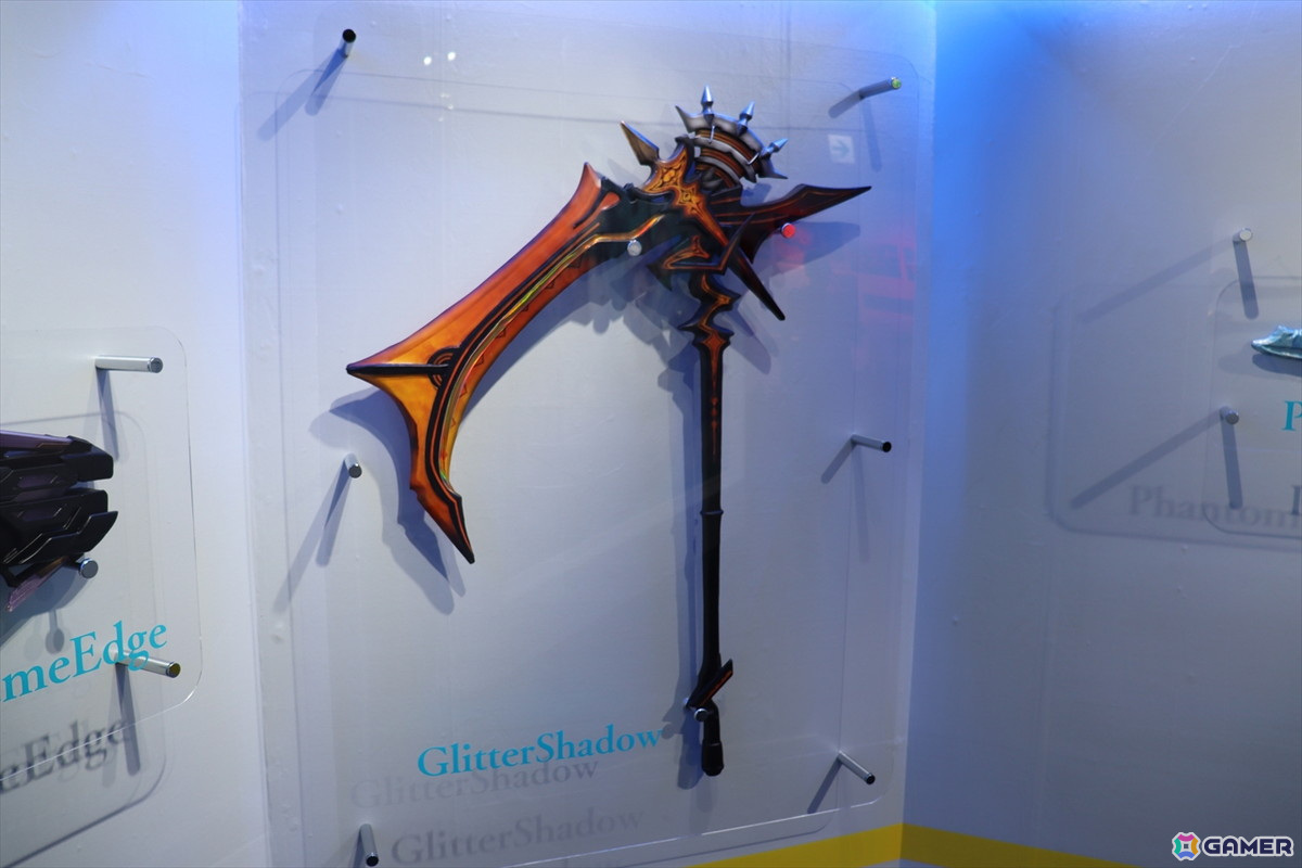 ヘブバンの世界を追体験!等身大フィギュアや未公開資料も満載の「ヘブンバーンズレッド展」東京会場をフォトレポートの画像