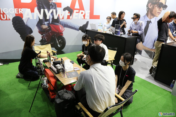 サングラス型の最新ARグラスでのゲームプレイを体験できるXREALブースをレポート【TGS2024】の画像2