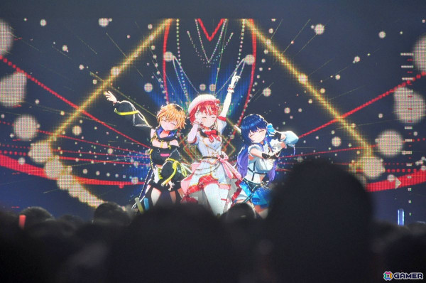 「ヴイアライヴ」初の単独リアルイベント「PRODUCER MEETING 2024」レポート――トーク＆ライブで魅せた熱気あふれる決起会の画像43