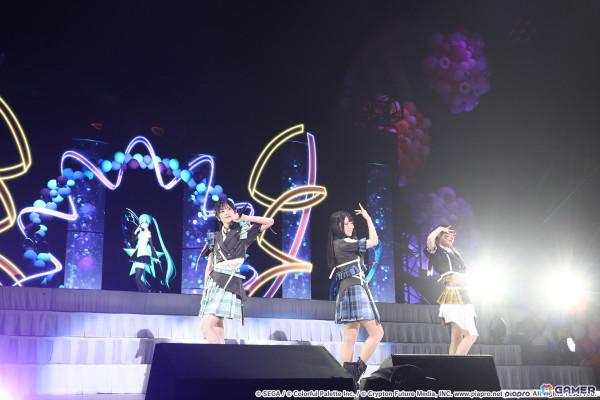 「プロセカ」横浜BUNTAIで行われた4周年感謝祭の昼公演をレポート！朗読劇やトークショーに加えて、ミニライブも大盛り上がりの画像33