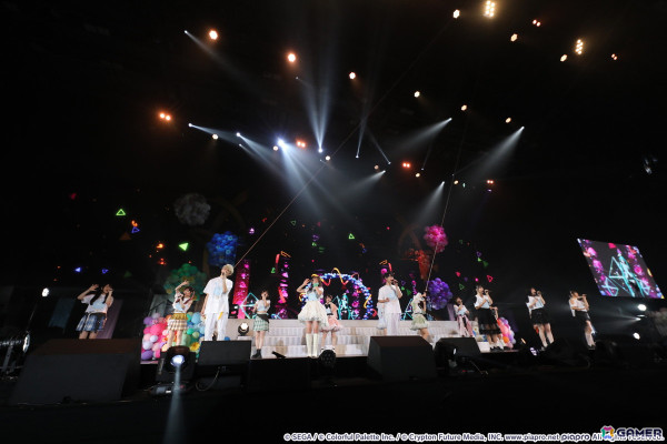 「プロセカ」横浜BUNTAIで行われた4周年感謝祭の昼公演をレポート！朗読劇やトークショーに加えて、ミニライブも大盛り上がりの画像34