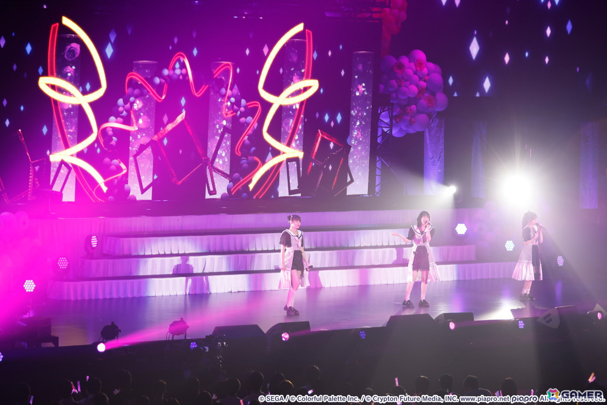 「プロセカ」横浜BUNTAIで行われた4周年感謝祭の昼公演をレポート！朗読劇やトークショーに加えて、ミニライブも大盛り上がりの画像19