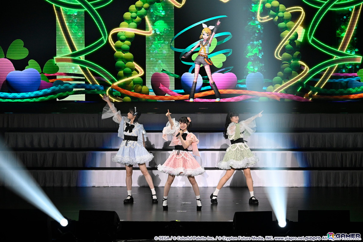「プロセカ」横浜BUNTAIで行われた4周年感謝祭の昼公演をレポート！朗読劇やトークショーに加えて、ミニライブも大盛り上がりの画像24
