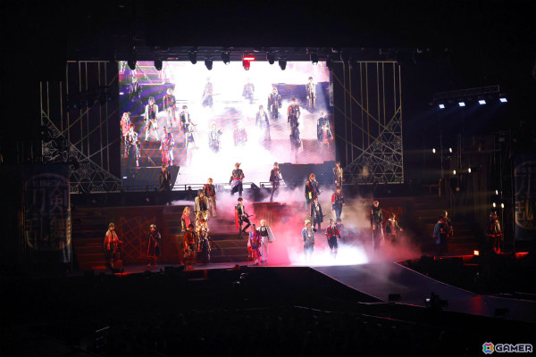「ミュージカル『刀剣乱舞』 祝玖寿 乱舞音曲祭」が開幕！初日公演の舞台写真が公開の画像4