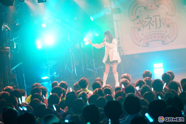 「学マス DEBUT LIVE 初 TOUR -初恋公演-」梅田クラブクアトロ公演レポート！麻央、清夏の新ソロ曲やハロウィンイベント楽曲「仮装狂騒曲」も披露の画像13