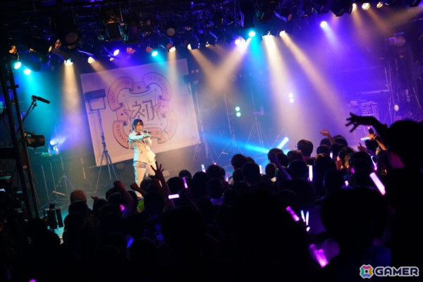 「学マス DEBUT LIVE 初 TOUR -初恋公演-」梅田クラブクアトロ公演レポート！麻央、清夏の新ソロ曲やハロウィンイベント楽曲「仮装狂騒曲」も披露の画像23