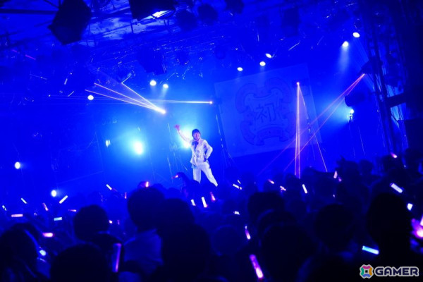 「学マス DEBUT LIVE 初 TOUR -初恋公演-」梅田クラブクアトロ公演レポート！麻央、清夏の新ソロ曲やハロウィンイベント楽曲「仮装狂騒曲」も披露の画像29