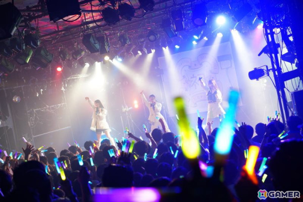 「学マス DEBUT LIVE 初 TOUR -初恋公演-」梅田クラブクアトロ公演レポート！麻央、清夏の新ソロ曲やハロウィンイベント楽曲「仮装狂騒曲」も披露の画像35