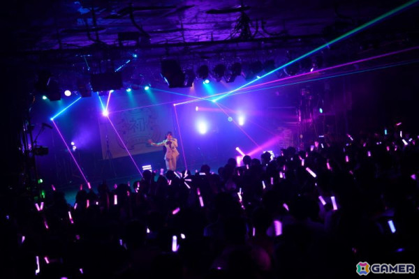 「学マス DEBUT LIVE 初 TOUR -初恋公演-」梅田クラブクアトロ公演レポート！麻央、清夏の新ソロ曲やハロウィンイベント楽曲「仮装狂騒曲」も披露の画像48