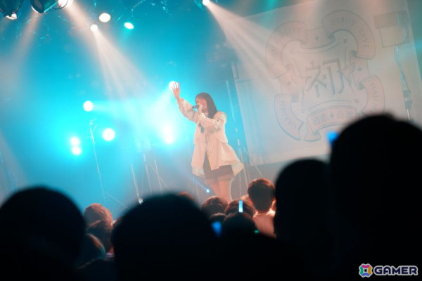 「学マス DEBUT LIVE 初 TOUR -初恋公演-」梅田クラブクアトロ公演レポート！麻央、清夏の新ソロ曲やハロウィンイベント楽曲「仮装狂騒曲」も披露の画像53