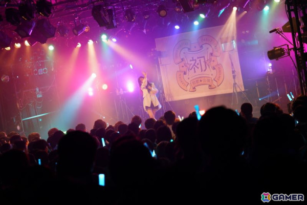 「学マス DEBUT LIVE 初 TOUR -初恋公演-」梅田クラブクアトロ公演レポート！麻央、清夏の新ソロ曲やハロウィンイベント楽曲「仮装狂騒曲」も披露の画像54