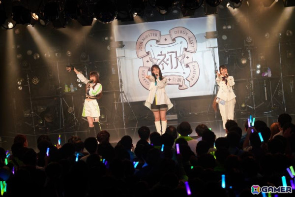 「学マス DEBUT LIVE 初 TOUR -初恋公演-」梅田クラブクアトロ公演レポート！麻央、清夏の新ソロ曲やハロウィンイベント楽曲「仮装狂騒曲」も披露の画像55