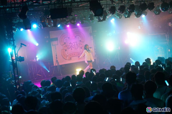 「学マス DEBUT LIVE 初 TOUR -初恋公演-」梅田クラブクアトロ公演レポート！麻央、清夏の新ソロ曲やハロウィンイベント楽曲「仮装狂騒曲」も披露の画像60