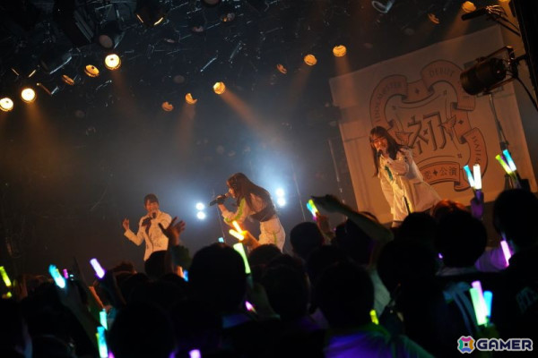 「学マス DEBUT LIVE 初 TOUR -初恋公演-」梅田クラブクアトロ公演レポート！麻央、清夏の新ソロ曲やハロウィンイベント楽曲「仮装狂騒曲」も披露の画像72