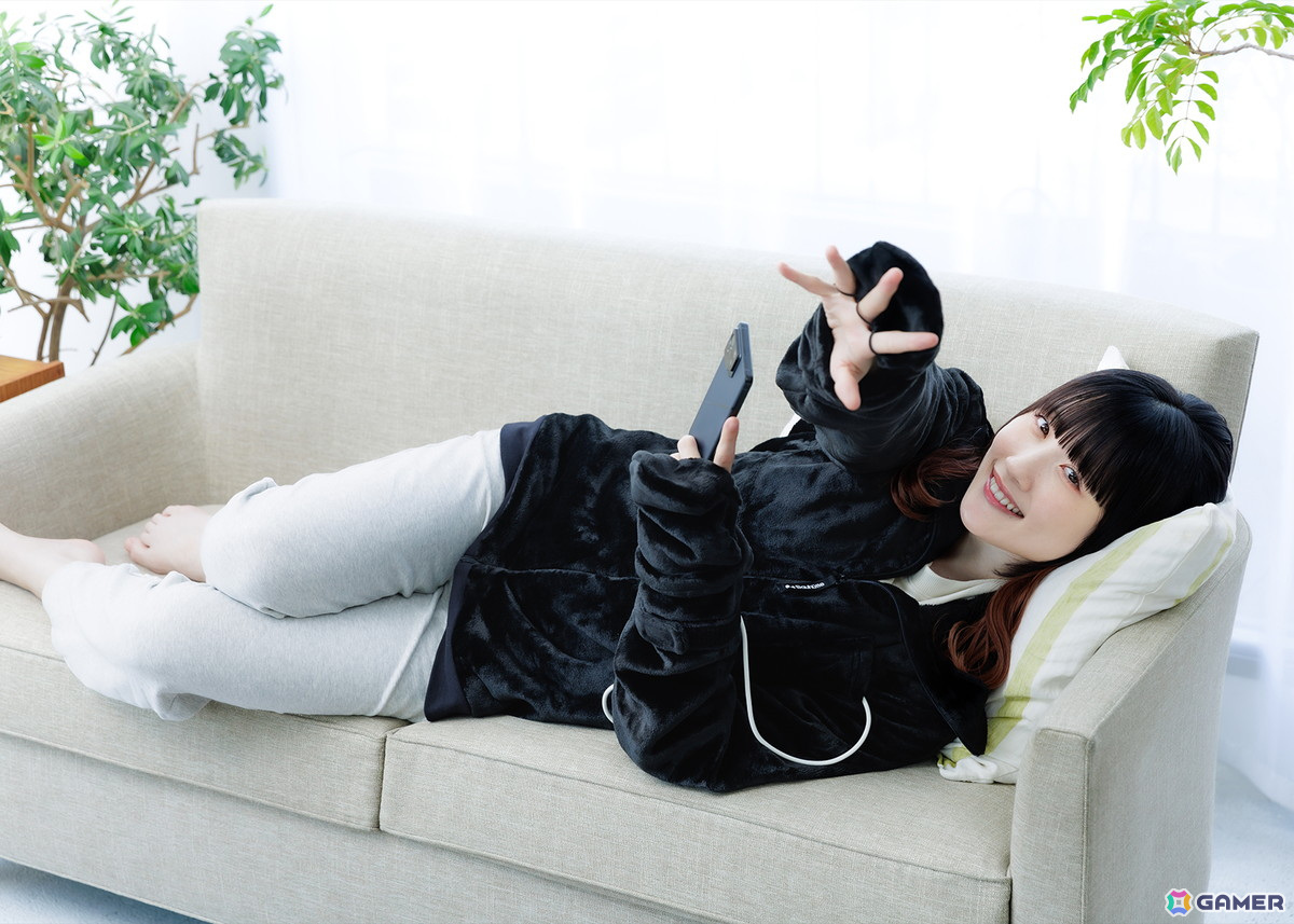 ゲーミング着る毛布「ダメ着」のセパレートタイプ「ダメ着4SG HFD-4SG25」が登場！スマホゲーマーに特化した型破りモデルの画像16