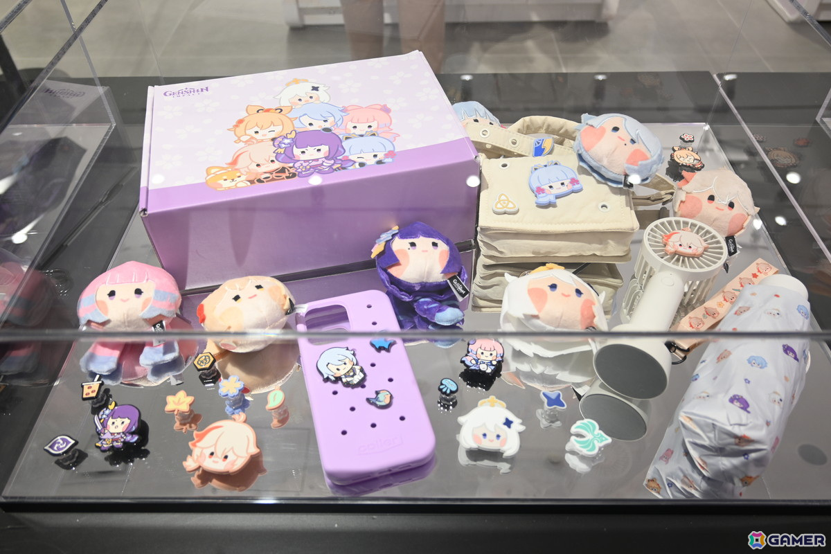 「原神minini POP-UP」内覧会レポート：雷電将軍たちがふわふわのちっちゃい体に！？3面の巨大なスクリーンと迫力のサウンドで見られるムービーも要チェックの画像28