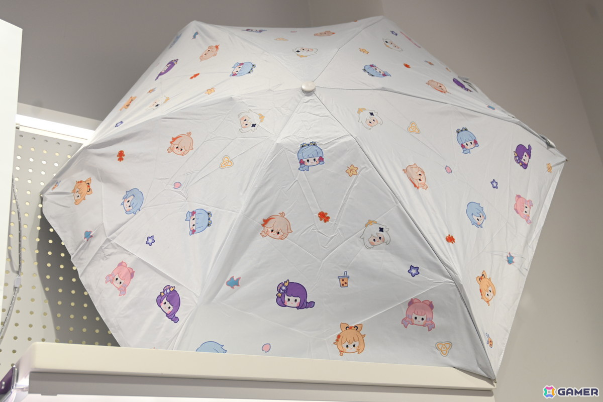 「原神minini POP-UP」内覧会レポート：雷電将軍たちがふわふわのちっちゃい体に！？3面の巨大なスクリーンと迫力のサウンドで見られるムービーも要チェックの画像33