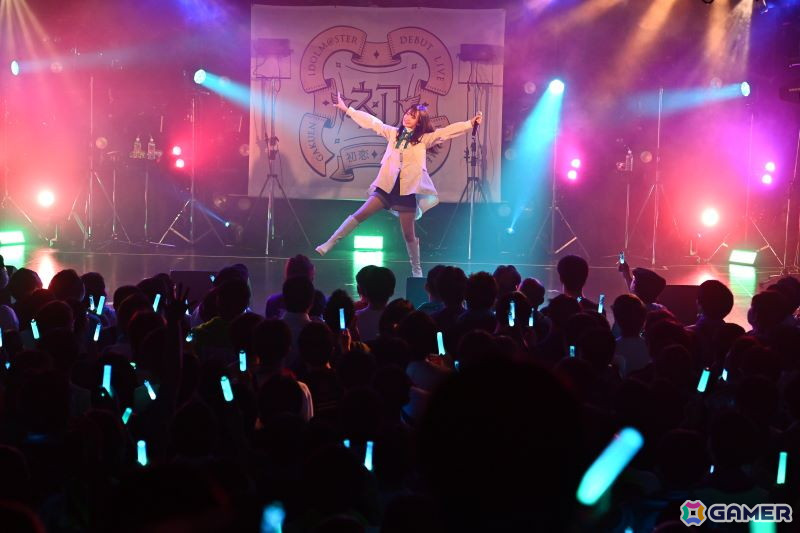 「学マス DEBUT LIVE 初 TOUR -初恋公演-」広島クラブクアトロ公演レポート！広の新たなソロ曲「コンテンポラリのダンス」がお披露目の画像