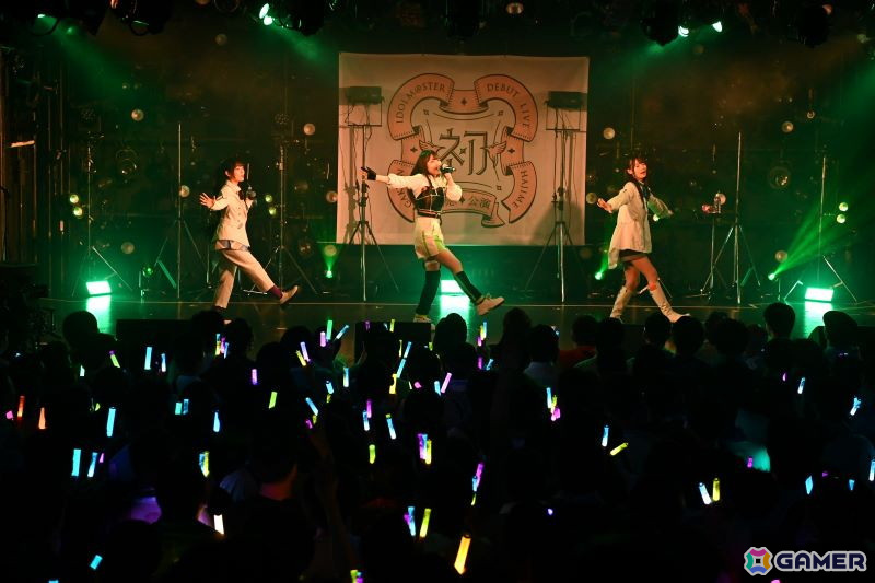 「学マス DEBUT LIVE 初 TOUR -初恋公演-」広島クラブクアトロ公演レポート！広の新たなソロ曲「コンテンポラリのダンス」がお披露目の画像