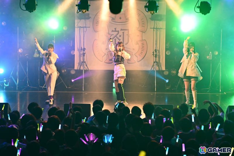 「学マス DEBUT LIVE 初 TOUR -初恋公演-」広島クラブクアトロ公演レポート！広の新たなソロ曲「コンテンポラリのダンス」がお披露目の画像