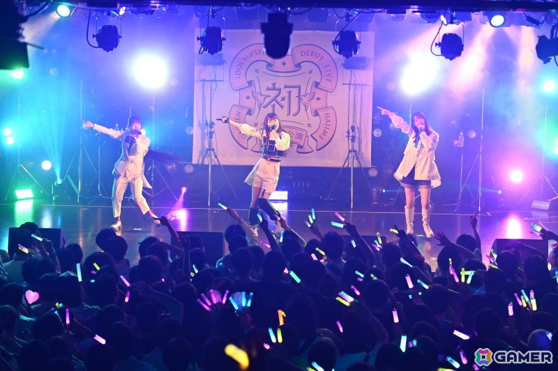 「学マス DEBUT LIVE 初 TOUR -初恋公演-」広島クラブクアトロ公演レポート！広の新たなソロ曲「コンテンポラリのダンス」がお披露目の画像