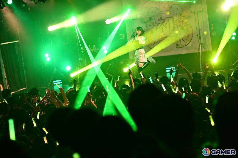 「学マス DEBUT LIVE 初 TOUR -初恋公演-」広島クラブクアトロ公演レポート！広の新たなソロ曲「コンテンポラリのダンス」がお披露目の画像