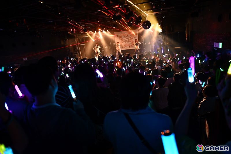 「学マス DEBUT LIVE 初 TOUR -初恋公演-」広島クラブクアトロ公演レポート！広の新たなソロ曲「コンテンポラリのダンス」がお披露目の画像