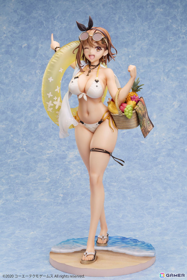 「ライザのアトリエ2」日焼けした肌と抜群のプロボーションを再現したライザ 水着Ver. 1/4スケールフィギュアのデコマスがSHIBUYA TSUTAYAにて展示中!の画像