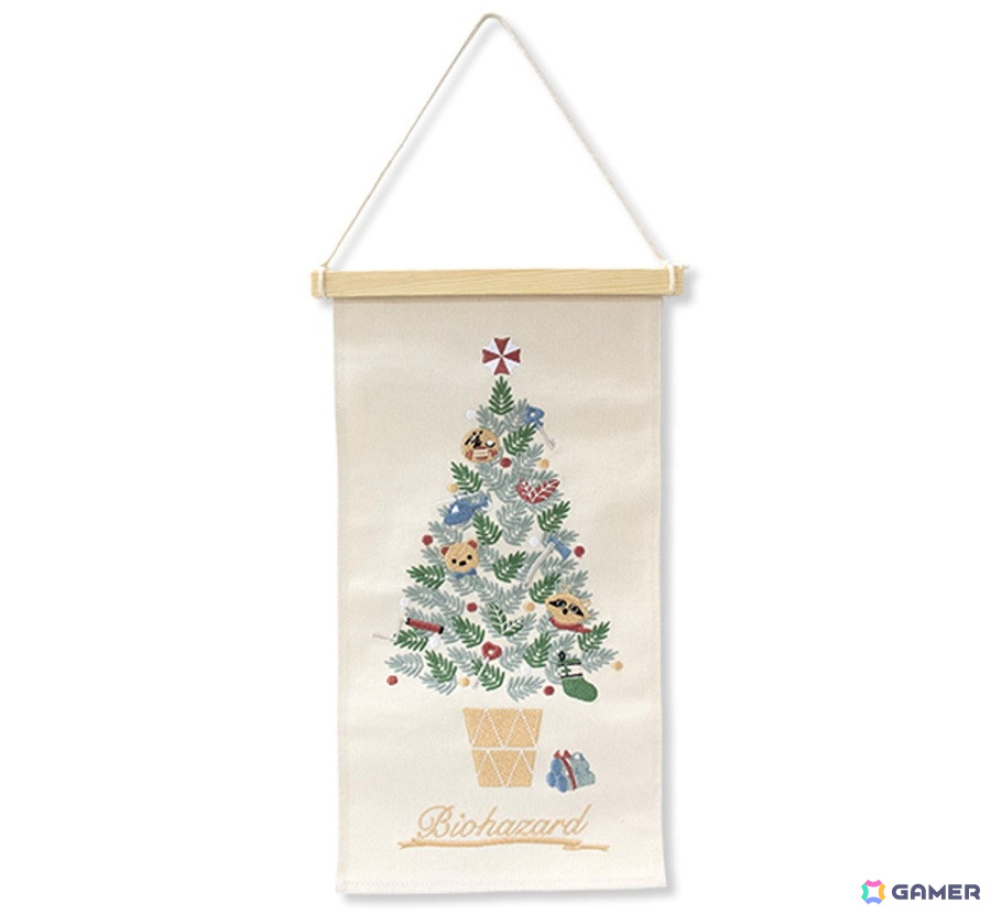 「バイオハザード」シリーズより「クリスマスタペストリー」が発売！鍵やレッドハーブなどのアイテムが可愛いオーナメントにの画像