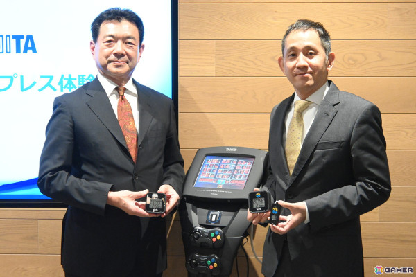 タニタとSNKがコラボし「KOF '98」をプレイできる体組成計などを発売！体験取材会では草薙京や不知火舞たちの推定体組成も明らかにの画像17