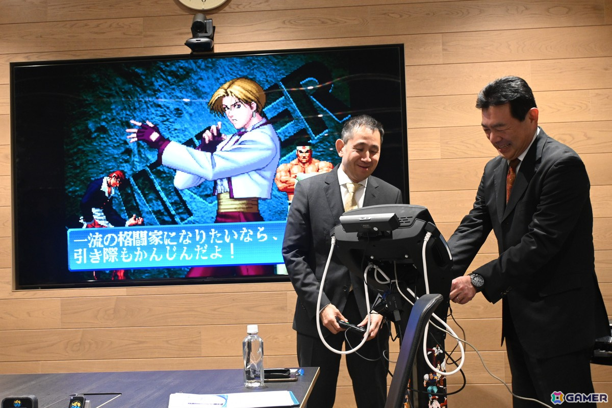 タニタとSNKがコラボし「KOF '98」をプレイできる体組成計などを発売！体験取材会では草薙京や不知火舞たちの推定体組成も明らかにの画像10