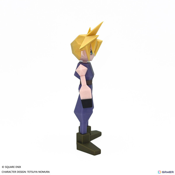 デフォルメデザインがモチーフの「ファイナルファンタジーVII ポリゴンソフビ クラウド・ストライフ」が予約受付中!シリーズ展開も予定の画像