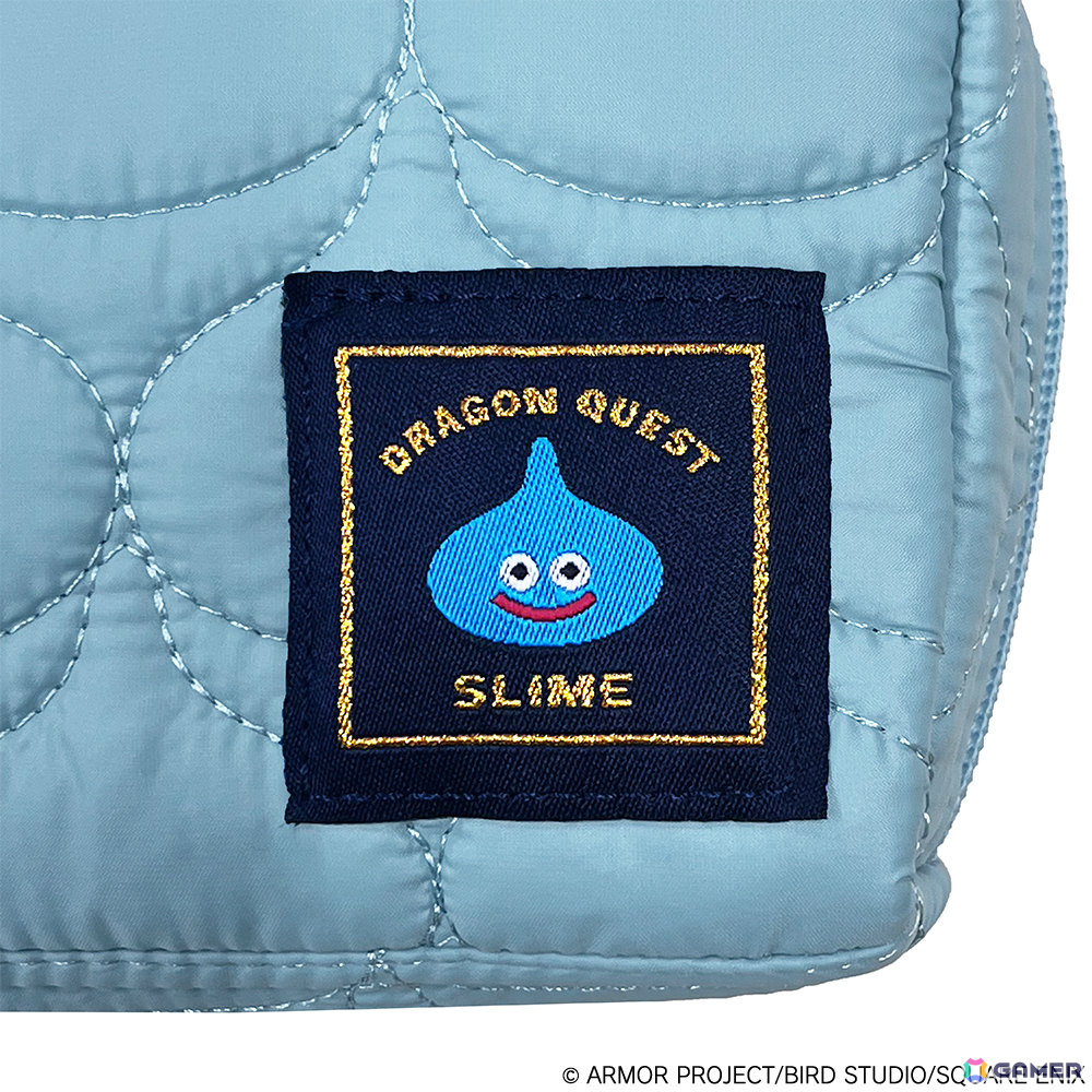 SQUARE ENIX DQM ポーチ 2006年発売　ドラクエ　限定　希少品 ドラゴンクエスト」スライムのキルティングポーチやロトの紋章入り