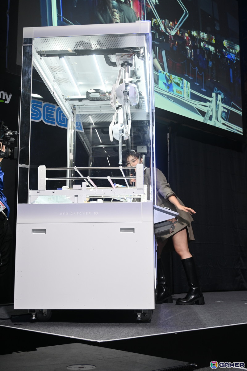箭内夢菜さんがクレーンゲームの腕前を披露！「AM EXPO 2024」セガ フェイブブースで行われた「UFOキャッチャー」スペシャルステージをレポートの画像7