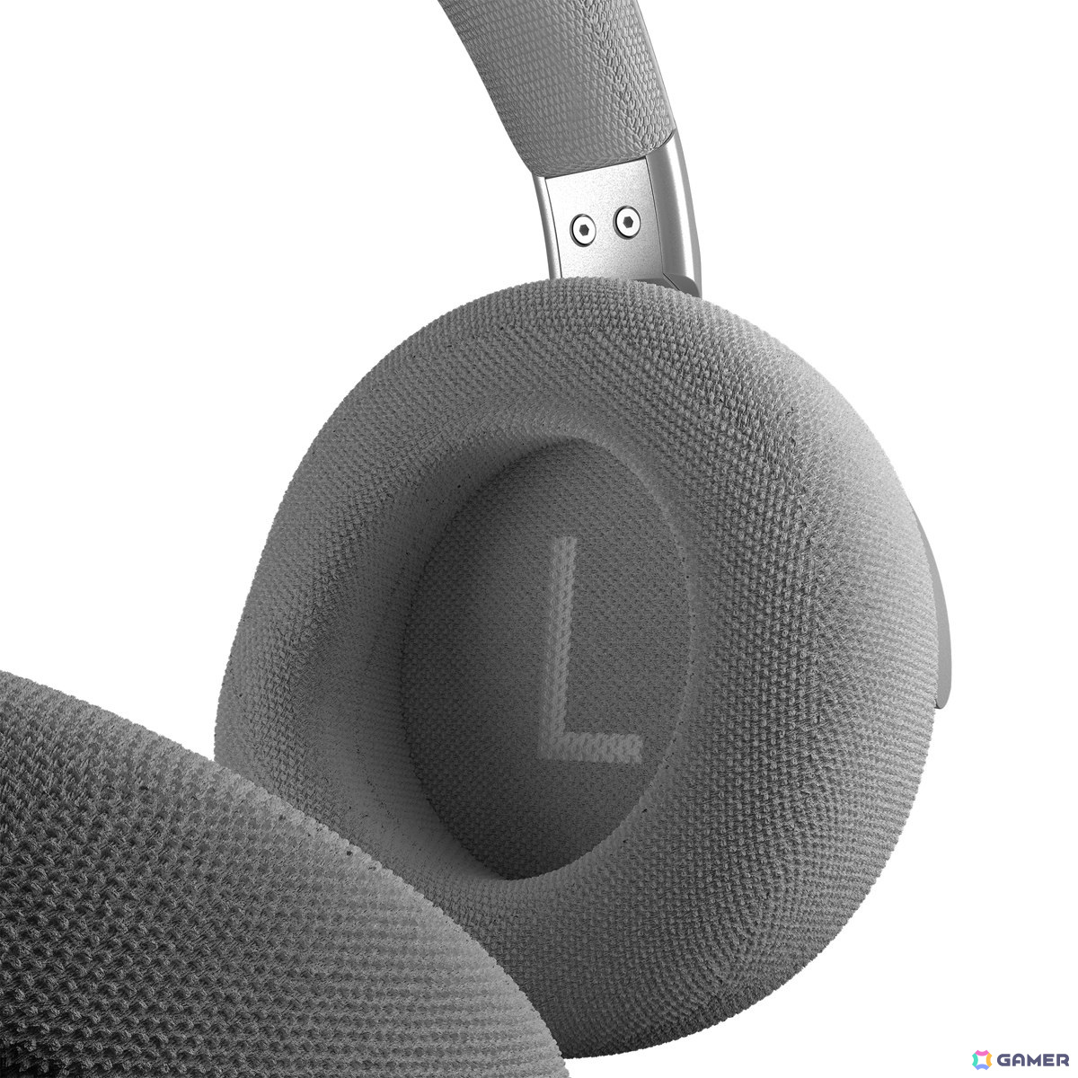 CORSAIR、50mmグラフェンドライバーとノイズキャンセリング機能を搭載したワイヤレスゲーミングヘッドセット「VIRTUOSO MAX WIRELESS」が11月22日に発売!の画像