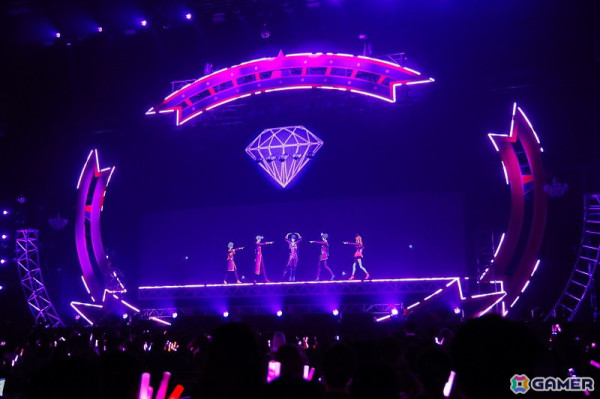 怒涛のソロ曲で圧倒！High×JokerとCafé Paradeの「アイドルマスター SideM」3Dライブ第4弾「PINATATIME!!」夜公演をレポートの画像8