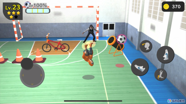 自由すぎる物理エンジンサッカーゲーム「Super Skill Soccer」が配信中――自転車や黒服の男たちなどのディフェンスをかいくぐってゴールを決めろの画像6
