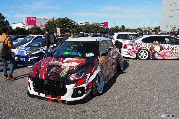 ライブステージ、サークルエリアなど“アイ”が詰まった「アイマスエキスポ」会場の模様をレポート!波多野公士氏へのインタビューもお届けの画像