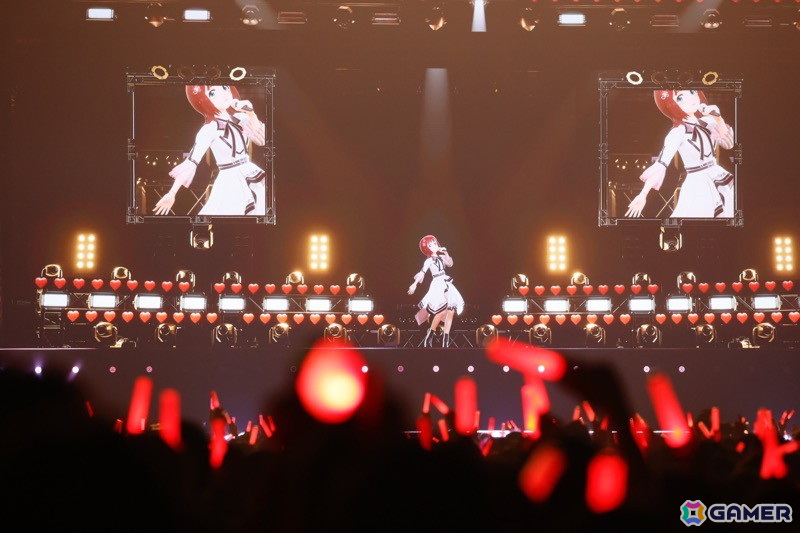ライブステージ、サークルエリアなど“アイ”が詰まった「アイマスエキスポ」会場の模様をレポート!波多野公士氏へのインタビューもお届けの画像