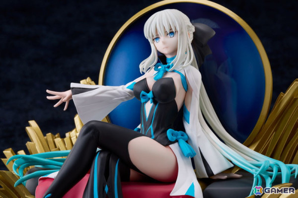 FGO」よりモルガンがノンスケールフィギュアで登場！宝具演出時の玉座