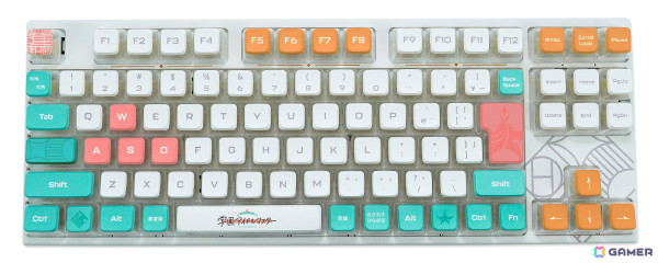 「学マス」とふもコレのコラボグッズが予約販売スタート！ゲーミングキーボードやリーリヤの描き下ろしイラストを使用した特大マウスパッドもの画像2