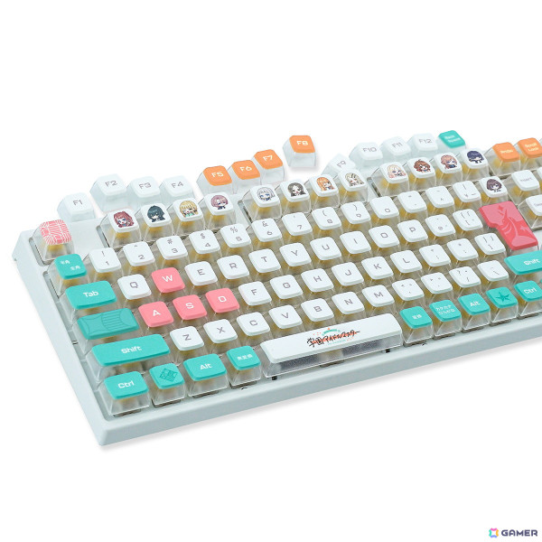 「学マス」とふもコレのコラボグッズが予約販売スタート！ゲーミングキーボードやリーリヤの描き下ろしイラストを使用した特大マウスパッドもの画像6